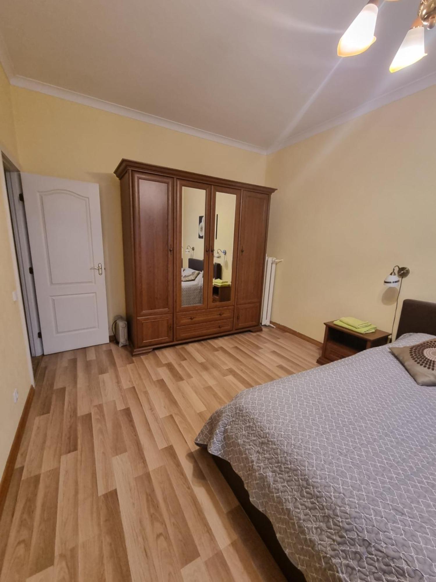 Lacplesa Central Apartments ريغا المظهر الخارجي الصورة
